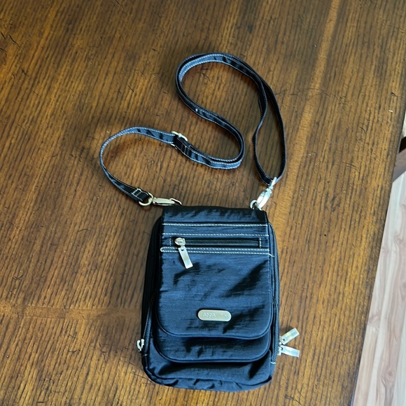 Baggallini Bags Baggallini Journey Crossbody Bag Black Excellent